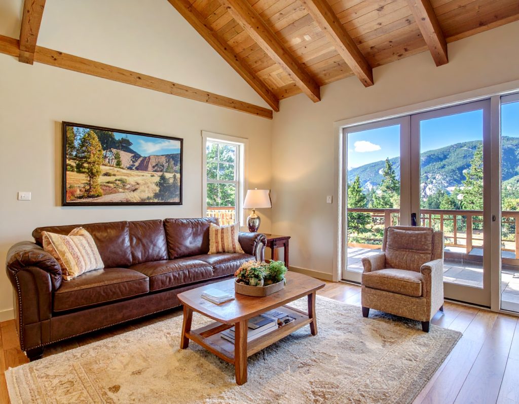 How to Choose the Right Cleaning Service for Your Home 12 living room2